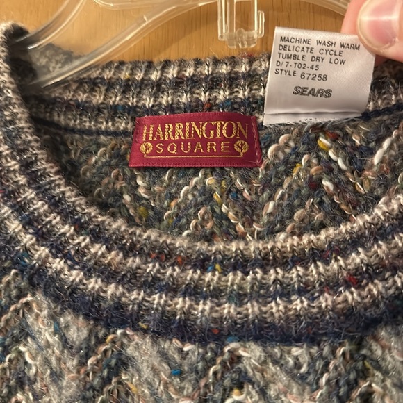 Vintage Blue and Gray Chevron Sweater - Picture 5 of 7